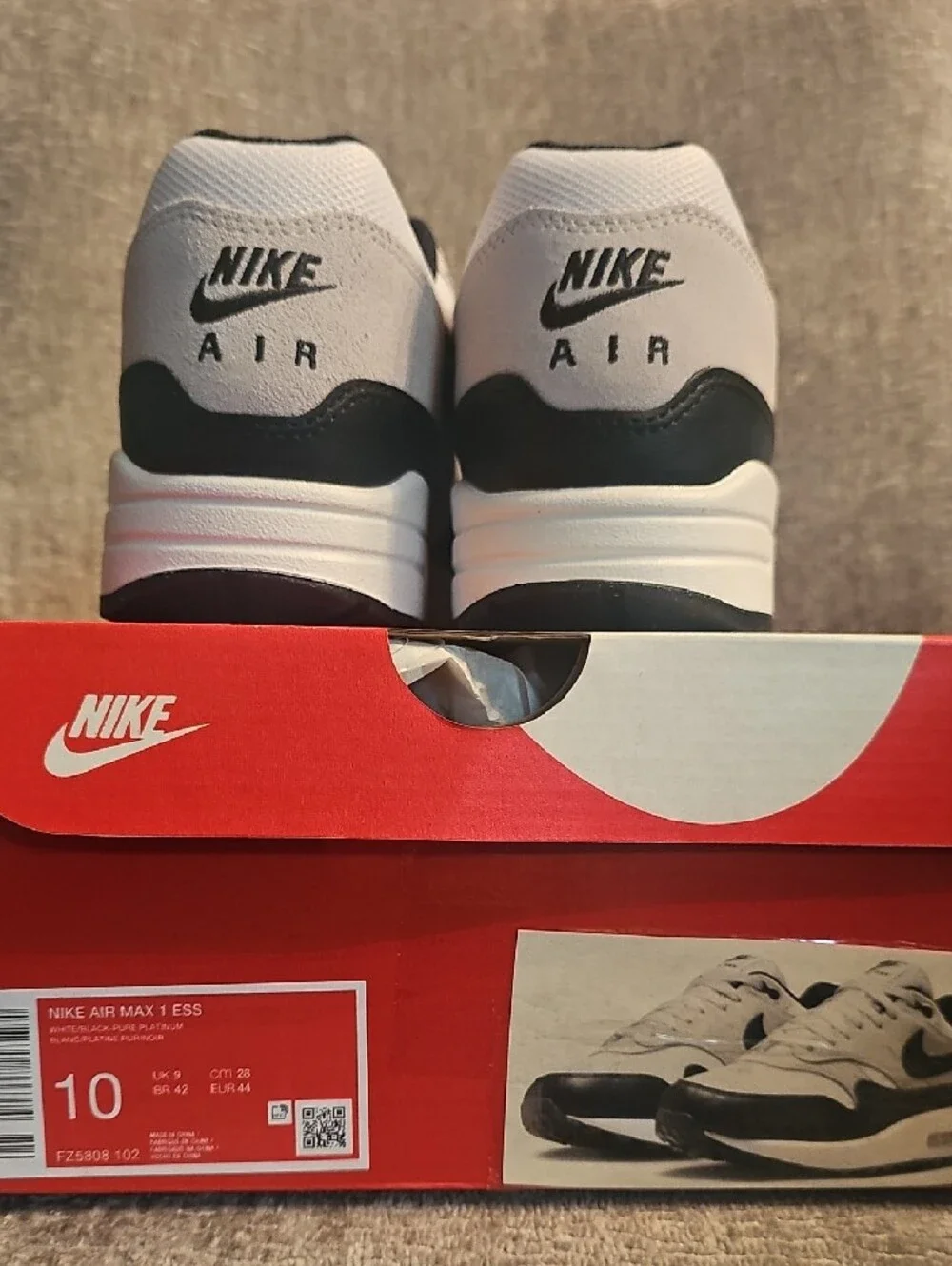 Nike Men’s Air Max 1 ESS